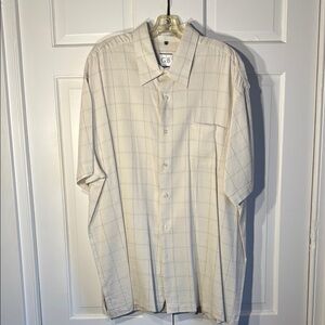 Geoffrey Beene Cream Casual Button Down Shirt Short Sleeve